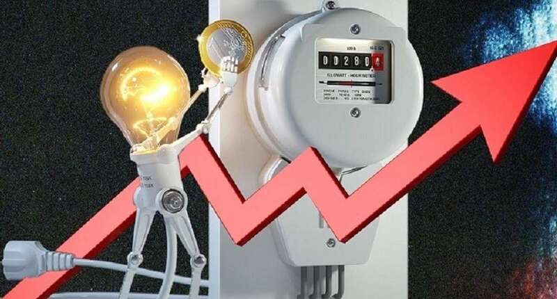 Subida del recibo de la luz/Archivo.